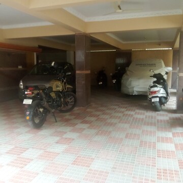 Parking in 1 RK Builder Floor at Ejipura – for Rent