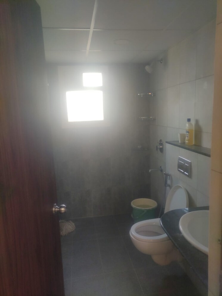 Bathroom, vajram-newtown 3 Bedroom 1756 Sq.Ft. Apartment In Thanisandra Main Road Bangalore 9096116