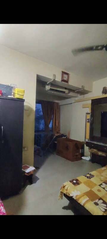 Living Room in 3 BHK Apartment at Amogh Adjure Apartment, Vile Parle East – for Rent