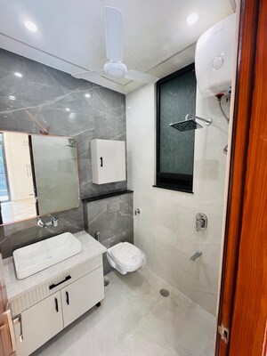 Team Area in 3 BHK Builder Floor at Gms Road – for Sale