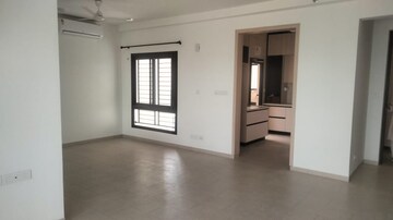 Room in 3 BHK Apartment at Sobha City Gurgaon, Sector 108 – for Rent