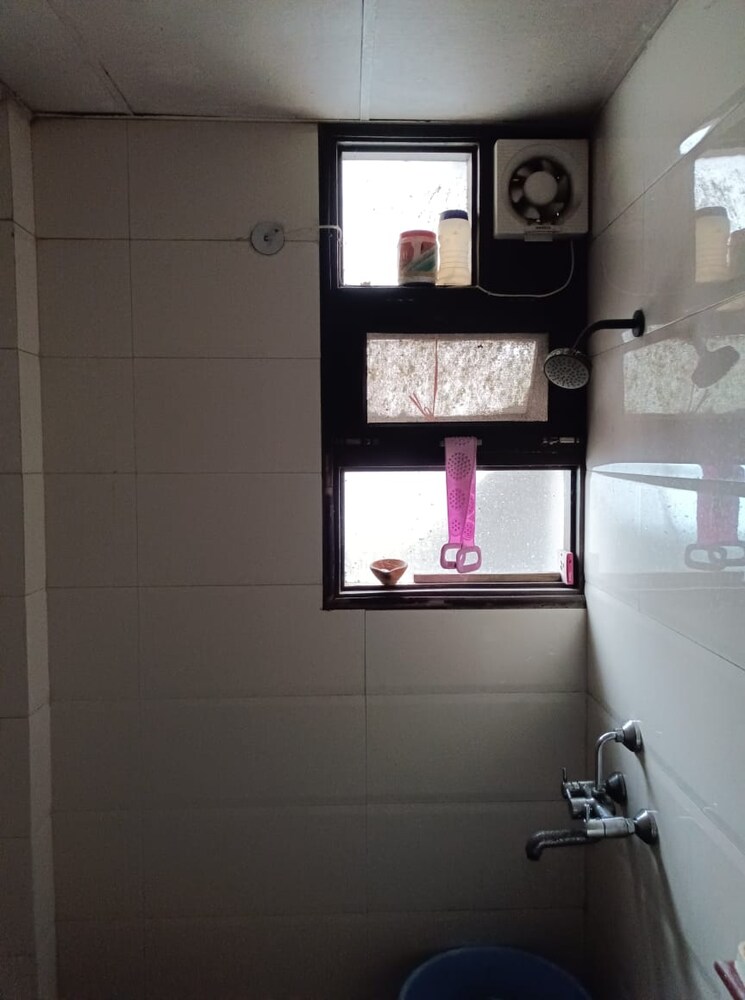 Bathroom, bptp-parkland-pride 3 Bedroom 1170 Sq.Ft. Apartment In Sector 77 Faridabad 9096154