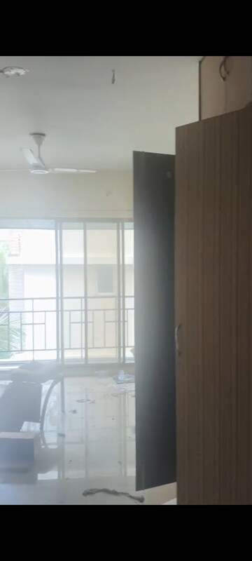 Bathroom in 3 BHK Apartment at Air View Apartment, Vile Parle East – for Rent