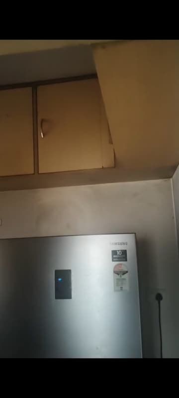 Furnished Amenities in 3 BHK Apartment at Air View Apartment, Vile Parle East – for Rent