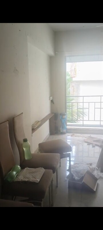 Bathroom in 3 BHK Apartment at Air View Apartment, Vile Parle East – for Rent