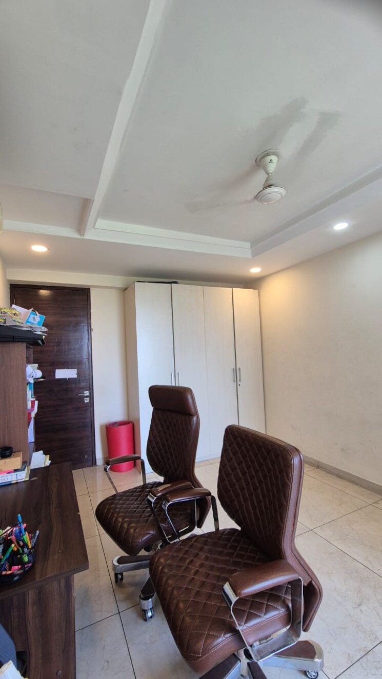 Team Area, sector 66 a 4 Bedroom 3500 Sq.Ft. Apartment In Sector 66 A Mohali 9096249