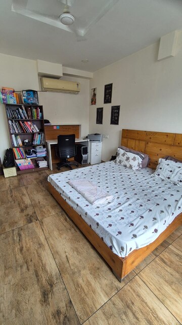 Bedroom in 4 BHK Apartment at Sector 66-A – for Rent