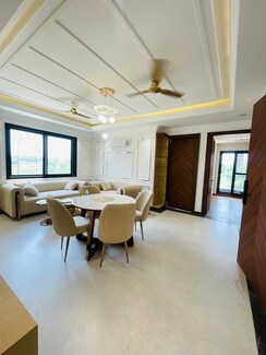 3 BHK + Pooja Room,Servant Room Builder Floor For Sale in BPTP Floors