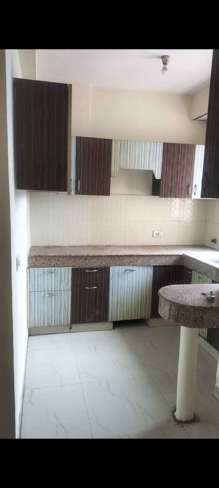 Kitchen, srs-royal-hills 2.5 Bedroom 1133 Sq.Ft. Apartment In Sector 87 Faridabad 9096209