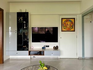 Furnished Amenities in 3 BHK Apartment at Maitrai Park Society, Kopri – for Sale