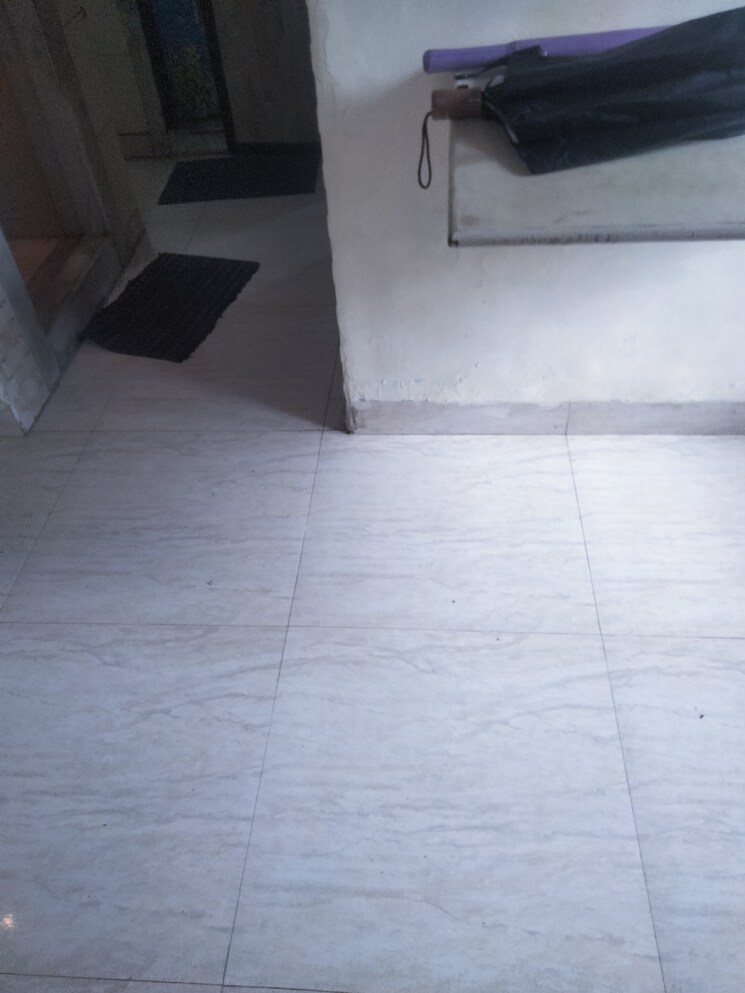 Room, lalani-grandeur 1 Bedroom 410 Sq.Ft. Apartment In Goregaon East Mumbai 9096236