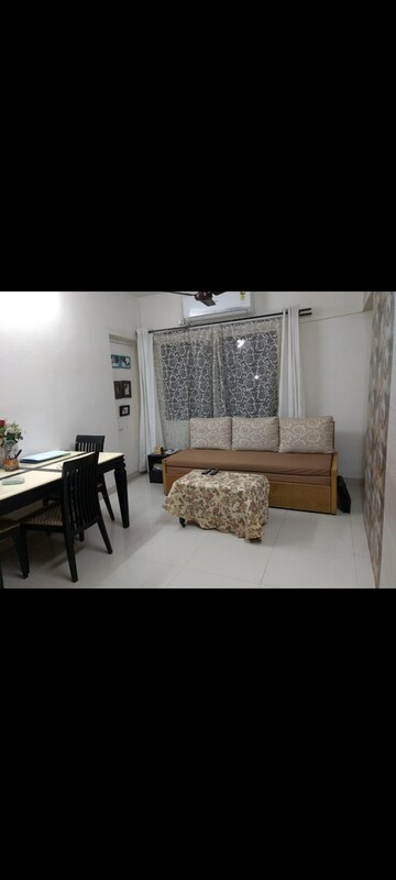 Bedroom in 2 BHK Apartment at Vrindavan CHS Worli, Worli – for Rent