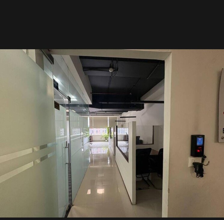 undefined, vibhuti khand Commercial Office Space 2600 Sq.Ft. In Vibhuti Khand Lucknow 9096281