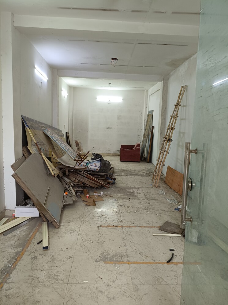 Living Room, new friends colony 1 RK 250 Sq.Ft. Builder Floor In New Friends Colony Delhi 9096348