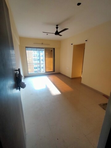1.5 BHK Apartment For Rent in Laxmi Avenue D Global City Ph-1, Virar West