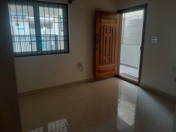 Room in 2 BHK Builder Floor at Nri Layout – for Rent