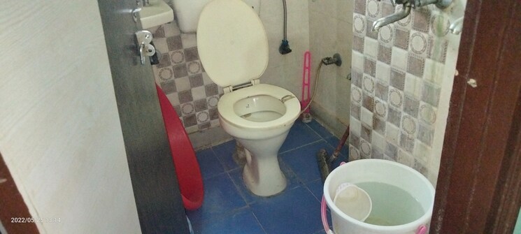 Bathroom, vaishali sector 5 1 Bedroom 520 Sq.Ft. Builder Floor In Vaishali Sector 5 Ghaziabad 9096360