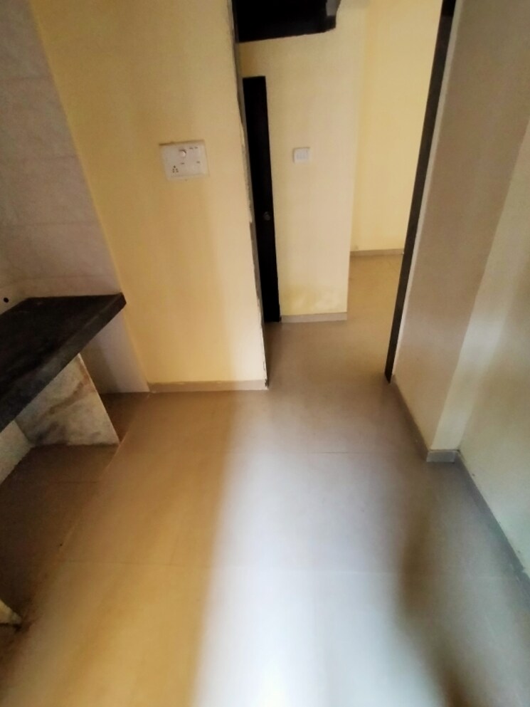 Room, virar west 1 Bedroom 650 Sq.Ft. Apartment In Virar West Palghar 9096364