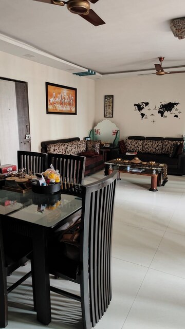 Bedroom in 3 BHK Apartment at Hiranandani Estate, Ghodbunder Road – for Rent