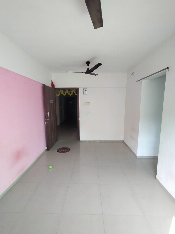 1.5 BHK Apartment For Rent in Rustomjee Avenue D1