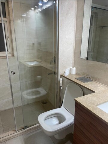 Bathroom in 4 BHK Apartment at DLF The Belaire, Sector 54 – for Rent