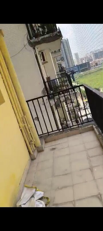 Staircase in 2.5 BHK Apartment at Panchsheel Hynish, Sector 1 Greater Noida – for Rent