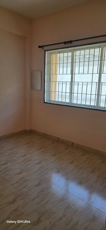 Room in 2 BHK Apartment at Kovaipudur – for Sale