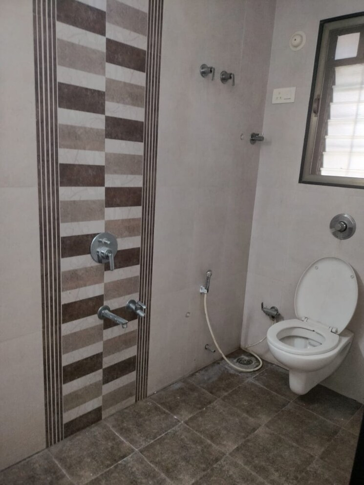 Bathroom, nicco-ashok-smruti-2 1 Bedroom 441 Sq.Ft. Apartment In Kasarvadavali Thane 9096455