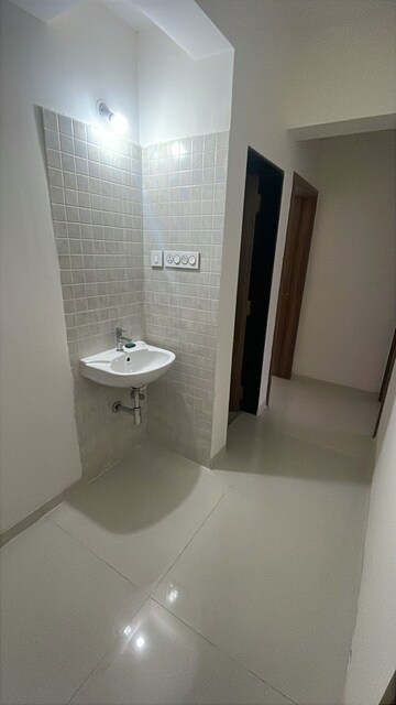 Bathroom in 2 BHK Apartment at Kohinoor Shangrila, Pimpri – for Rent