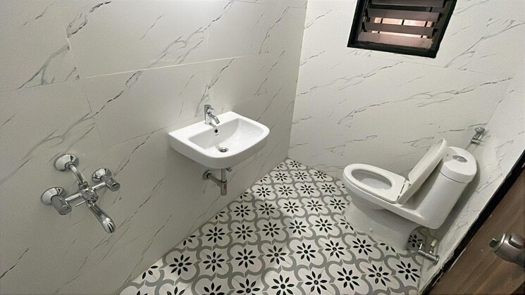 Bathroom, kohinoor-shangrila 2 Bedroom 809 Sq.Ft. Apartment In Pimpri Pune 9096494