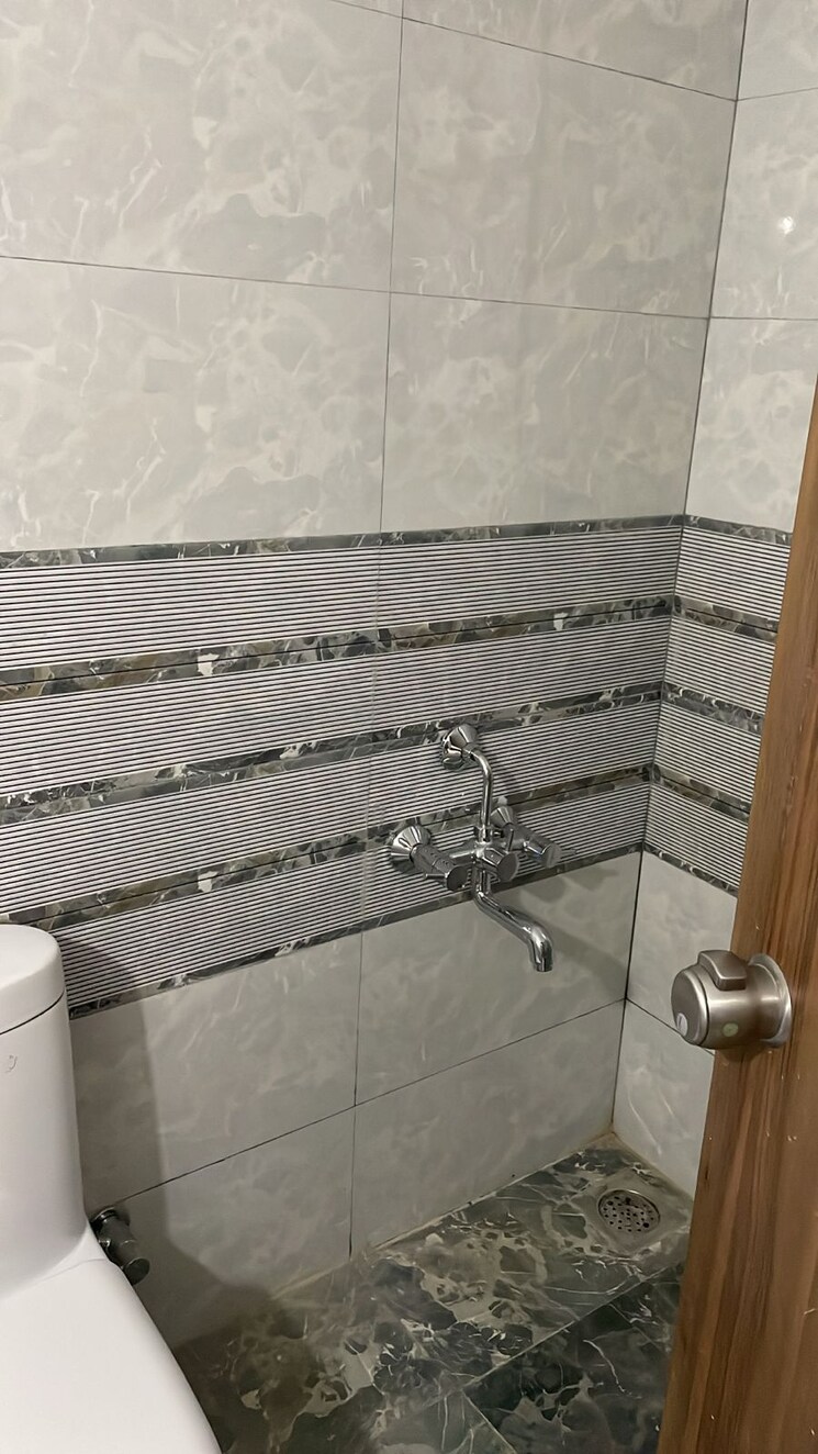Bathroom, kohinoor-shangrila 2 Bedroom 809 Sq.Ft. Apartment In Pimpri Pune 9096494