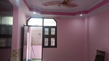Living Room in 1 BHK Builder Floor at Vaishali Sector 6 – for Rent