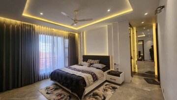 Living Room in 2 BHK Builder Floor at Sector 34 – for Rent