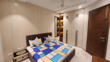 Bedroom in 2 BHK Builder Floor at Sector 34 – for Rent