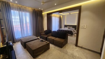 Living Room in 2 BHK Builder Floor at Sector 34 – for Rent