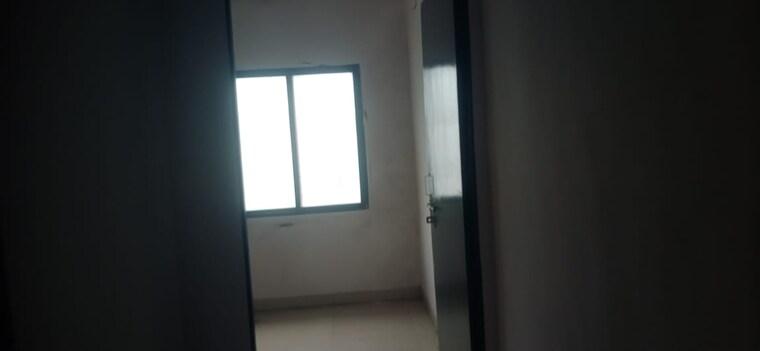 Room, race course Commercial Office Space 2400 Sq.Ft. In Race Course Vadodara 9096502