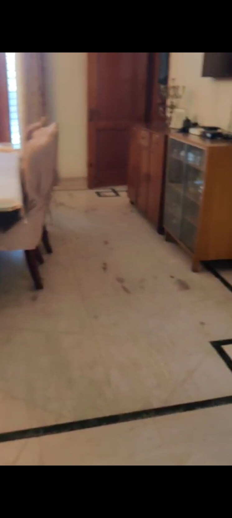 Room, sector 21c 2 Bedroom 360 Sq.Yd. Independent House In Sector 21c Faridabad 9096509