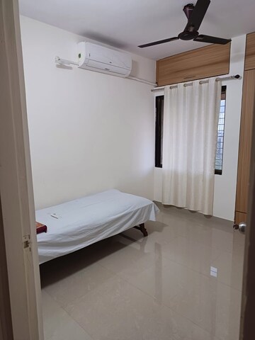Bathroom in 3 BHK Apartment at Thane West – for Rent