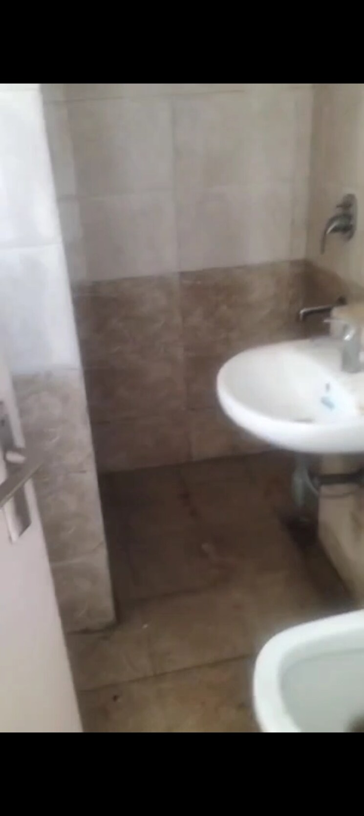 Bathroom, sam-palm-olympia 2 Bedroom 883 Sq.Ft. Apartment In Sector 16c Greater Noida Greater Noida 9096536