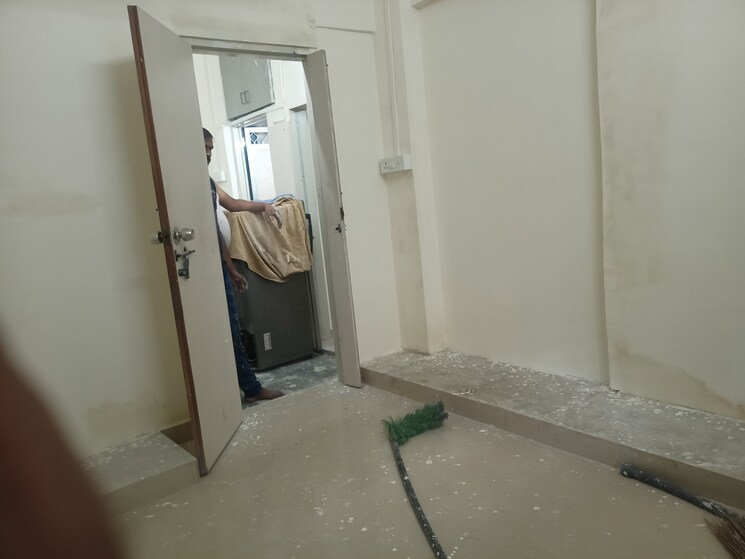 undefined, standard-prabha-chs 1 Bedroom 289 Sq.Ft. Apartment In Prabhadevi Mumbai 9096542