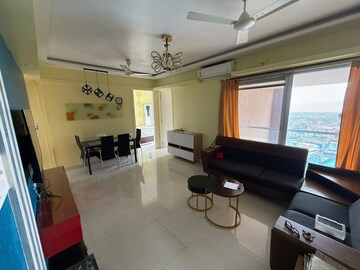 Team Area in 3 BHK Apartment at Seawoods Estate, Seawoods – for Rent