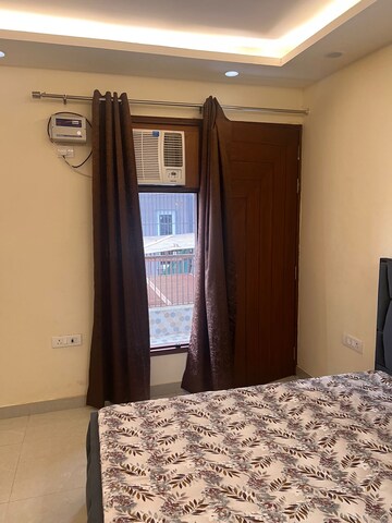 Building Lobby in 2 BHK Builder Floor at Ansal Sushant Apartments, Sushant Lok I – for Rent