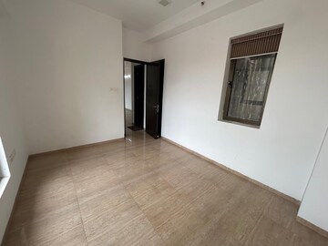 Room in 2 BHK Apartment at CCI Rivali Park, Borivali East – for Rent
