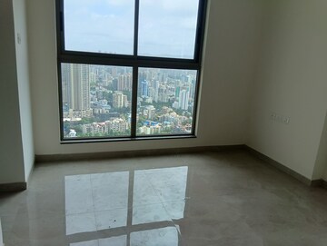 Room in 2 BHK Apartment at Sheth Irene, Malad West – for Rent