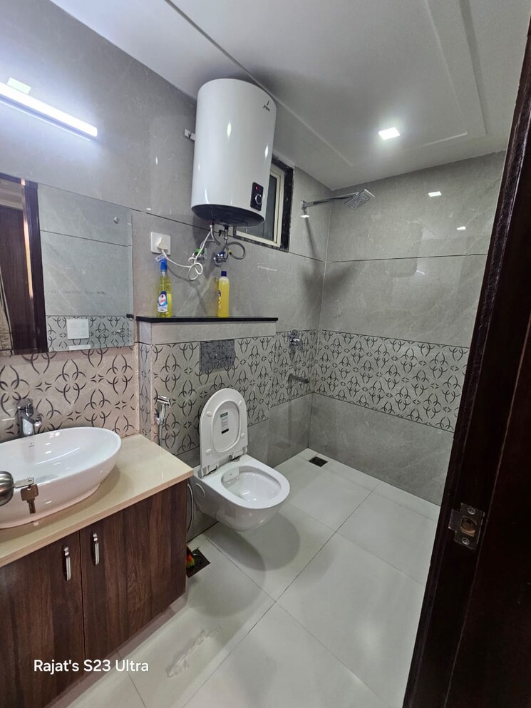 Kitchen, unitech-south-city-ii 2.5 Bedroom 1250 Sq.Ft. Builder Floor In Sector 50 Gurgaon 9096591