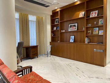 Bedroom in 4 BHK Apartment at Paras Quartier, Gwal Pahari – for Rent