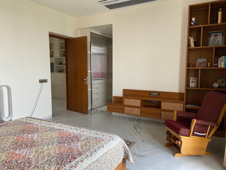 Bedroom, paras-quartier 4 Bedroom 6000 Sq.Ft. Apartment In Gwal Pahari Gurgaon 9096600
