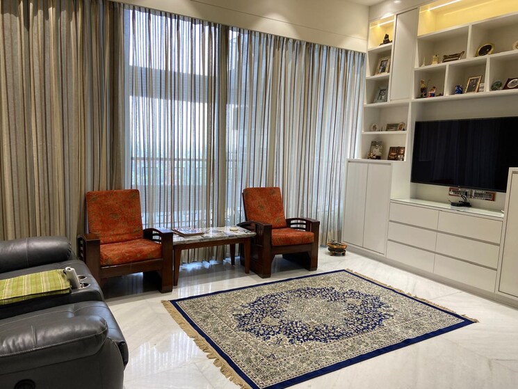 Living Room, paras-quartier 4 Bedroom 6000 Sq.Ft. Apartment In Gwal Pahari Gurgaon 9096600