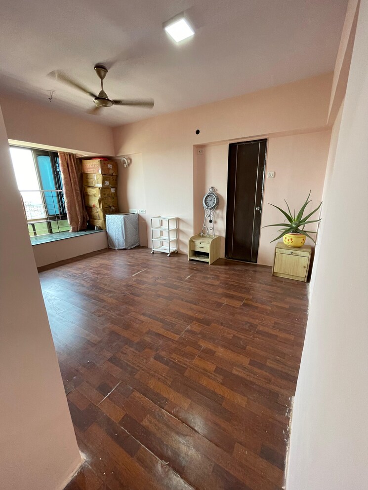 Room, ekta-meadows 3 Bedroom 1000 Sq.Ft. Apartment In Borivali East Mumbai 9096613