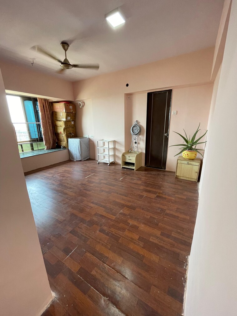 Room, ekta-meadows 3 Bedroom 1000 Sq.Ft. Apartment In Borivali East Mumbai 9096613